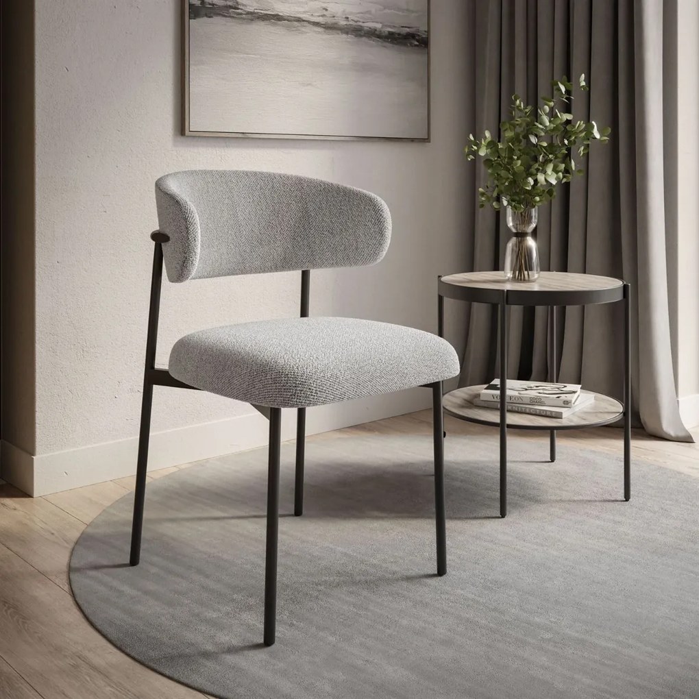 JEDÁLENSKÁ STOLIČKA POLA BÉŽOVÁ + ČIERNE NOHY