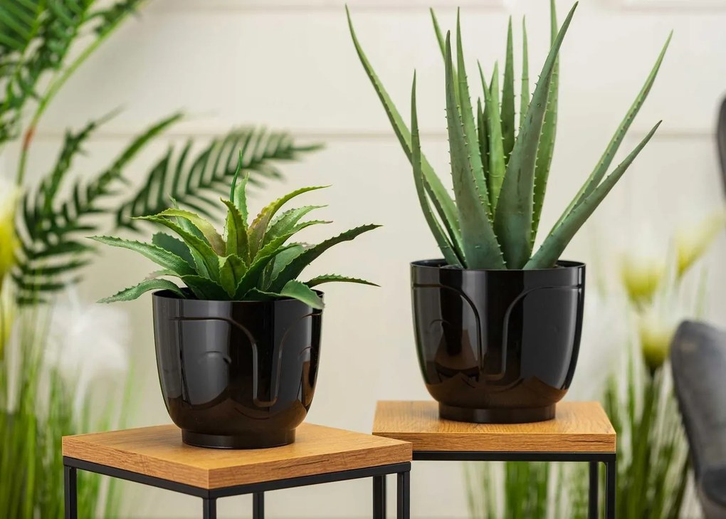 Kvetináč ZOE 16 cm čierny