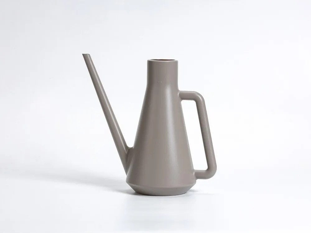 Plastová kanvička na zalievanie 1,8 l Pierre – Plastia