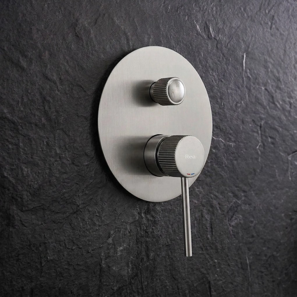 Rea Lungo Stripe, podomietková sprchová súprava + BOX, brúsená oceľ, REA-P9493