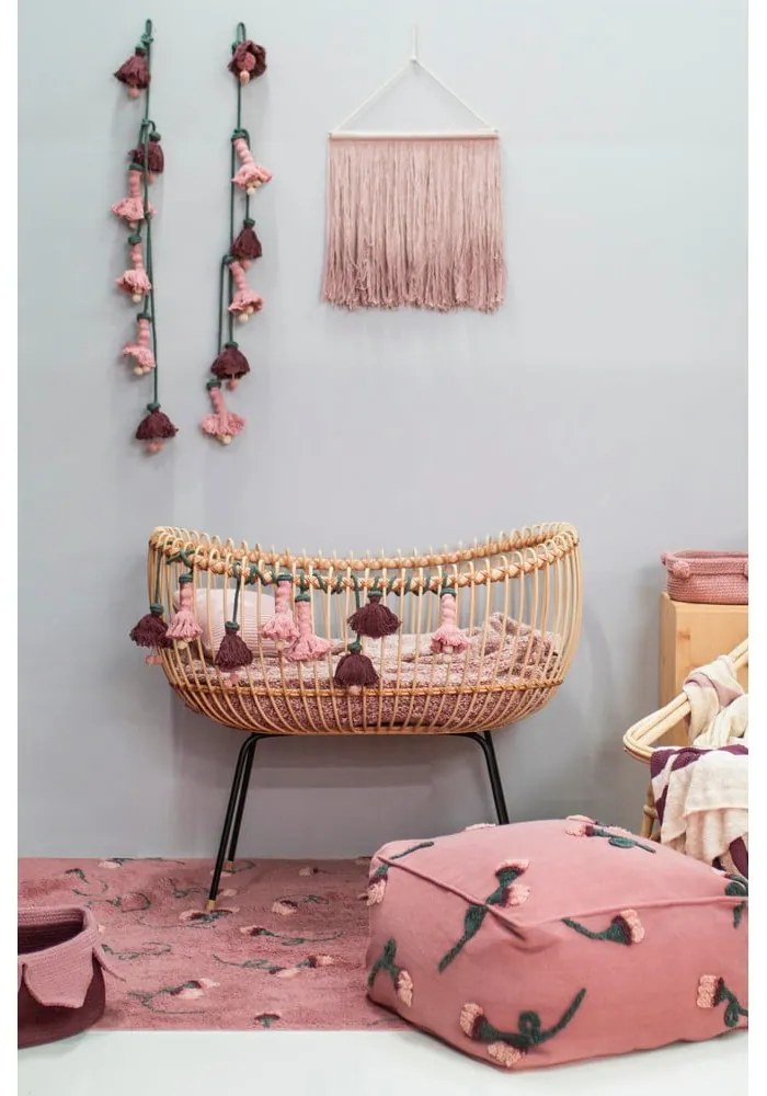 Ružový prateľný ručne tkaný bavlnený detský koberec 140x210 cm English Garden Ash Rose – Lorena Canals