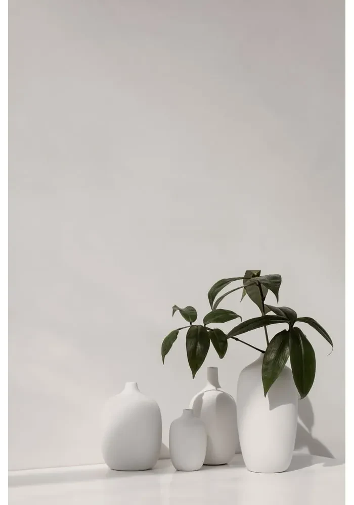 Biela keramická váza Blomus, výška 21 cm