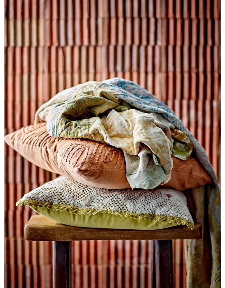 Deka z recyklovanej bavlny 130x150 cm Sari – Bloomingville