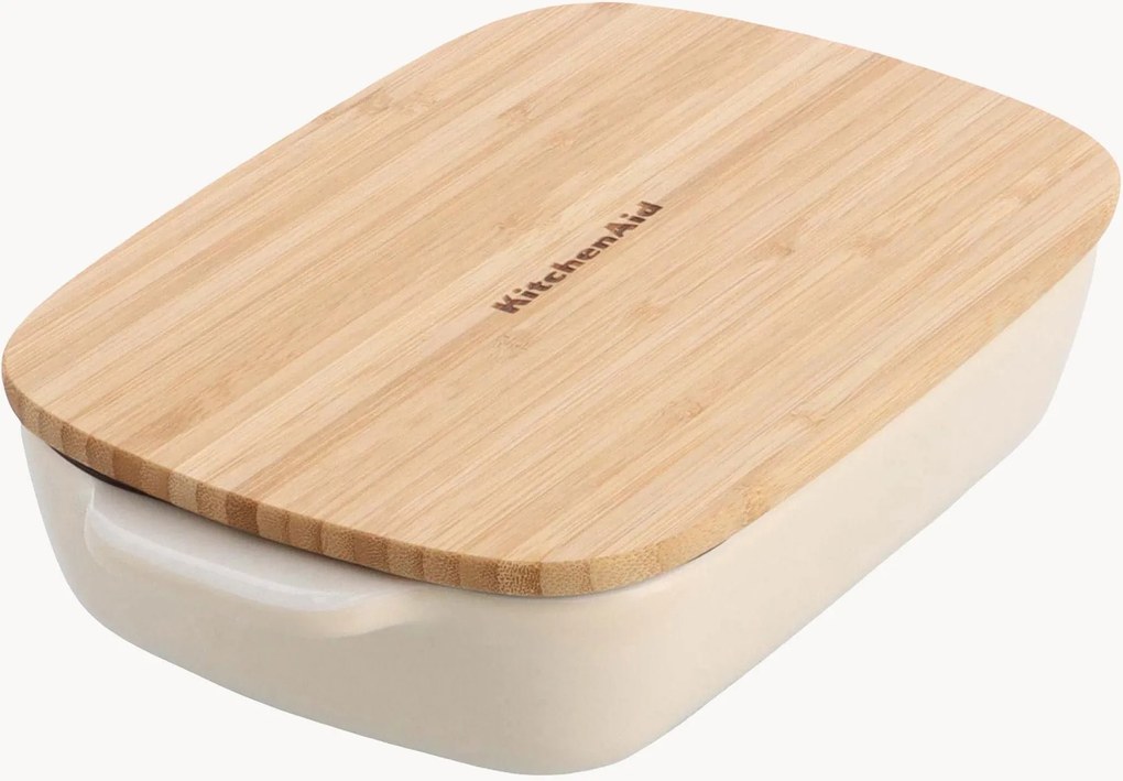 Zapekacia misa's bambusovou pokrievkou Spatia