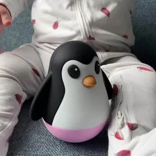 Hojdací tučniak, ružový