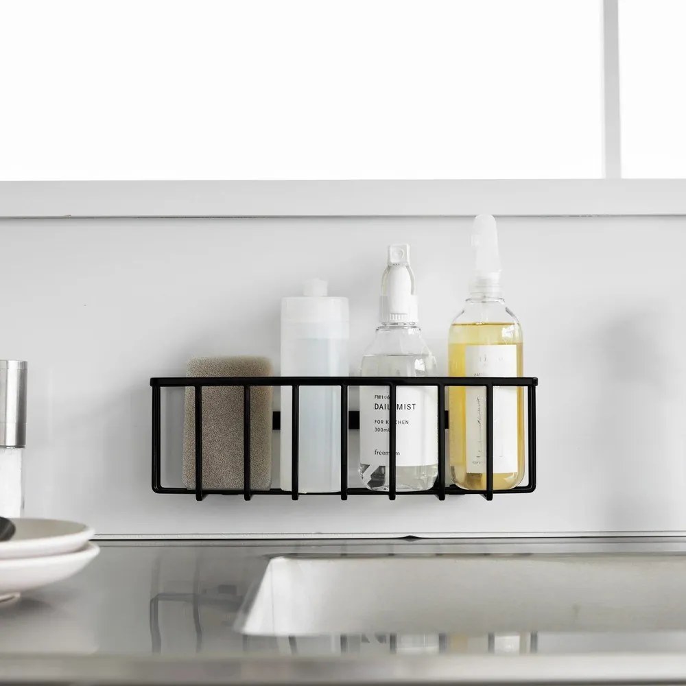 Čierny kovový stojan na umývacie prostriedky bez vŕtania Film Hook – YAMAZAKI