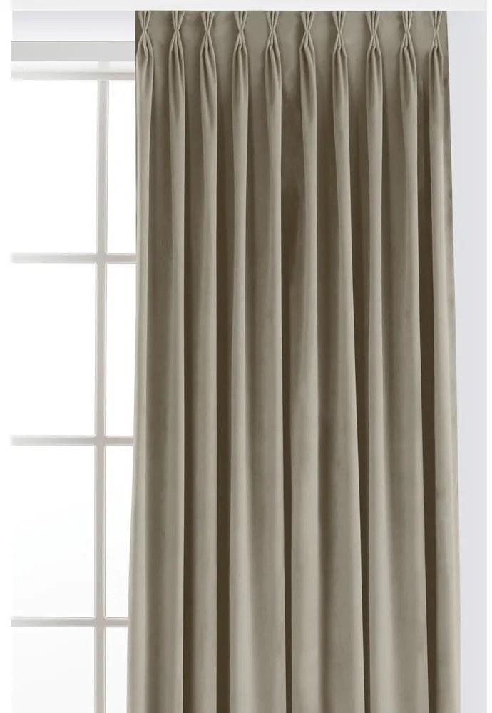 Béžový zamatový dimout záves 140x225 cm Velto – Filumi
