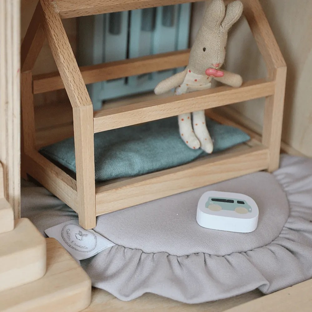 Mini podložka s volánom tmavo béžová