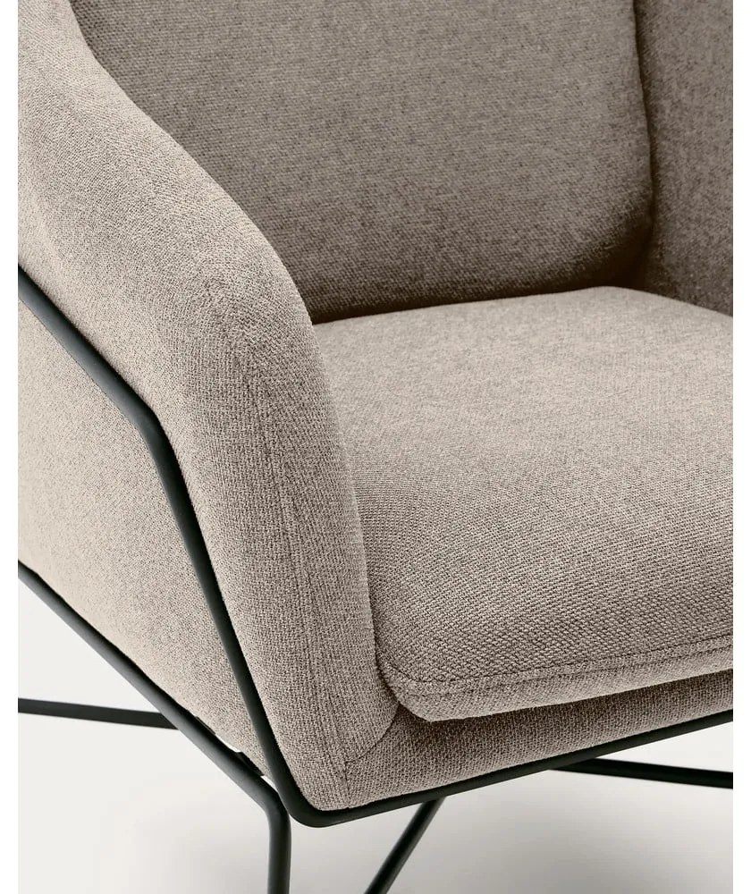 Béžové kreslo Brida – Kave Home