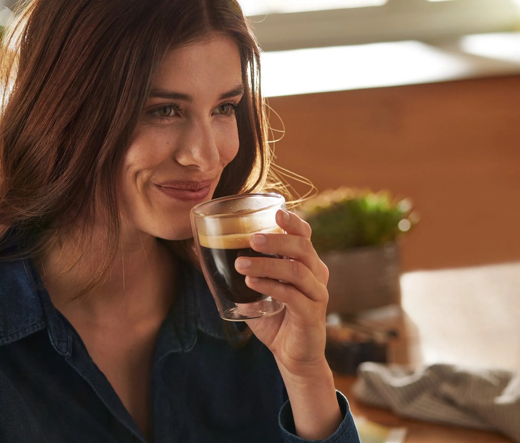 2 dvojstenné poháre na caffè crema