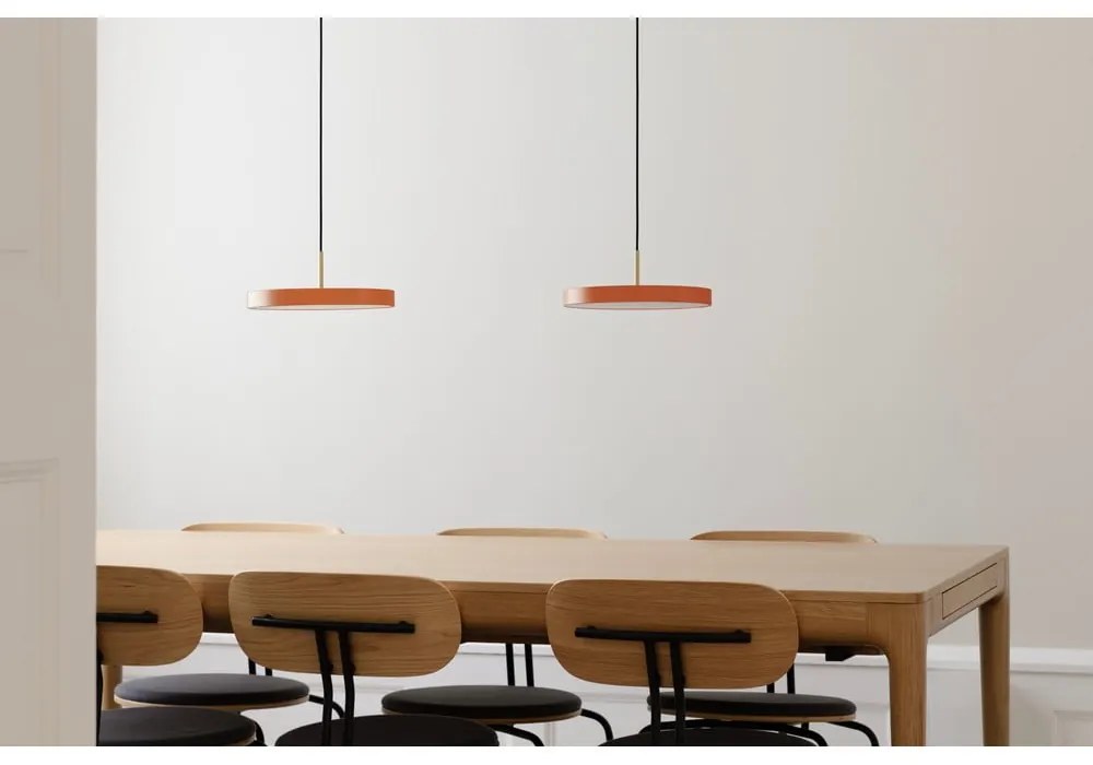Oranžové kovové LED stmievateľné závesné svietidlo s kovovým tienidlom ø 31 cm Asteria Plus – UMAGE