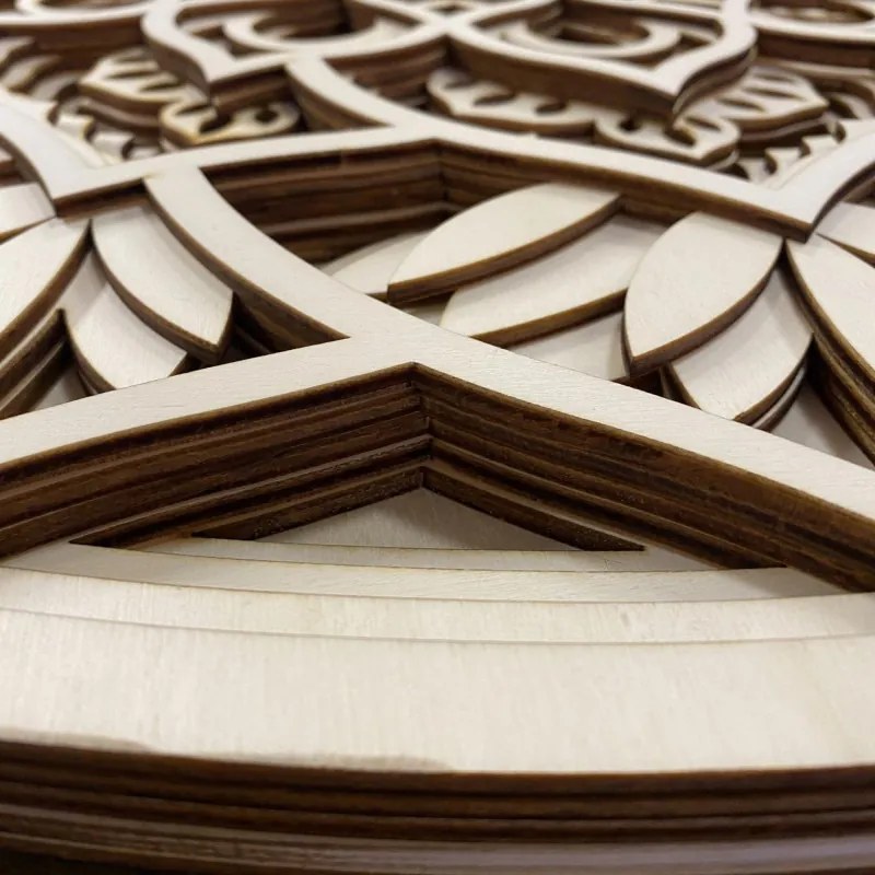 Vyrezávaná drevená 3D mandala na stenu | SENTOP PR0460