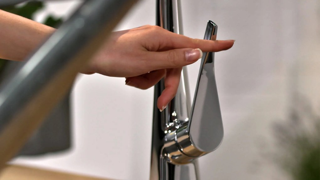 Hansgrohe Metris New, páková kuchynská batéria 320, s vyťahovacím výtokom, chrómová, HAN-14821000