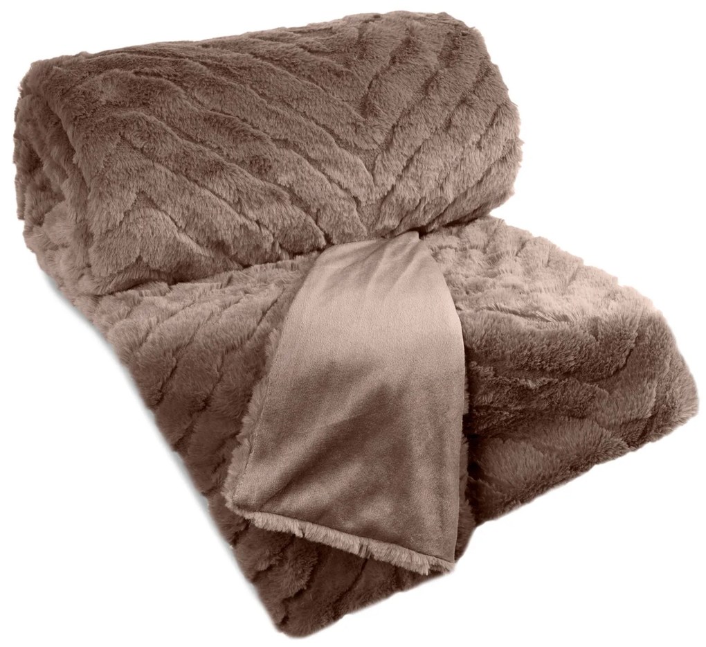 CHLPATÁ DEKA KATE 150X200 CM TMAVOBÉŽOVÁ