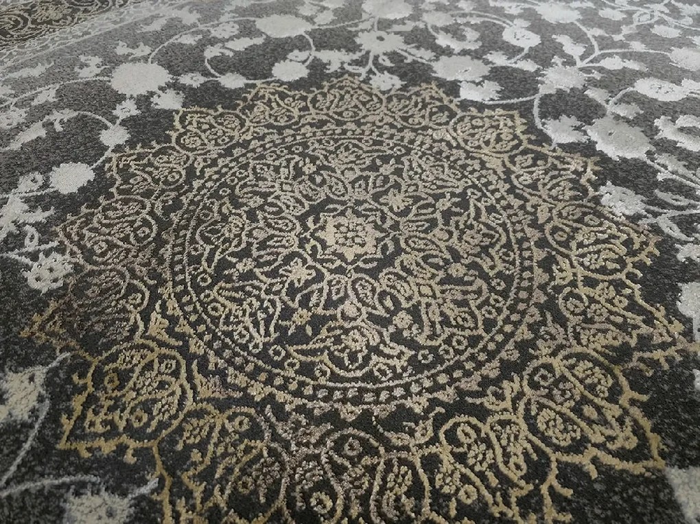 Koberec Deluxe 9091 béžový s orientálnym vzorom – obdĺžnikový Rozmer: 140x190 cm