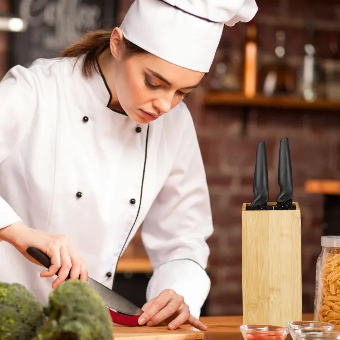 Kesper Bambusový stojan na nože DELI