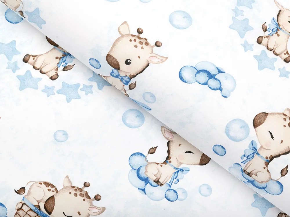 Biante Detský bavlnený štvorcový obrus Sandra SA-443 Modré žirafy na bielom 70x70 cm