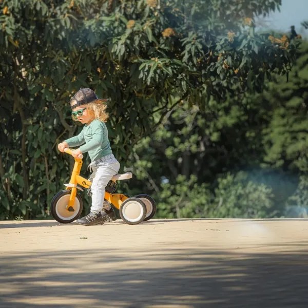 PETITE&amp;MARS - Detská trojkolka 5v1 TURBO Intense Ochre