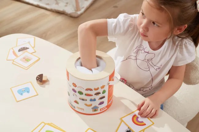 Hra Viga 44658 dotkni sa a nájdi