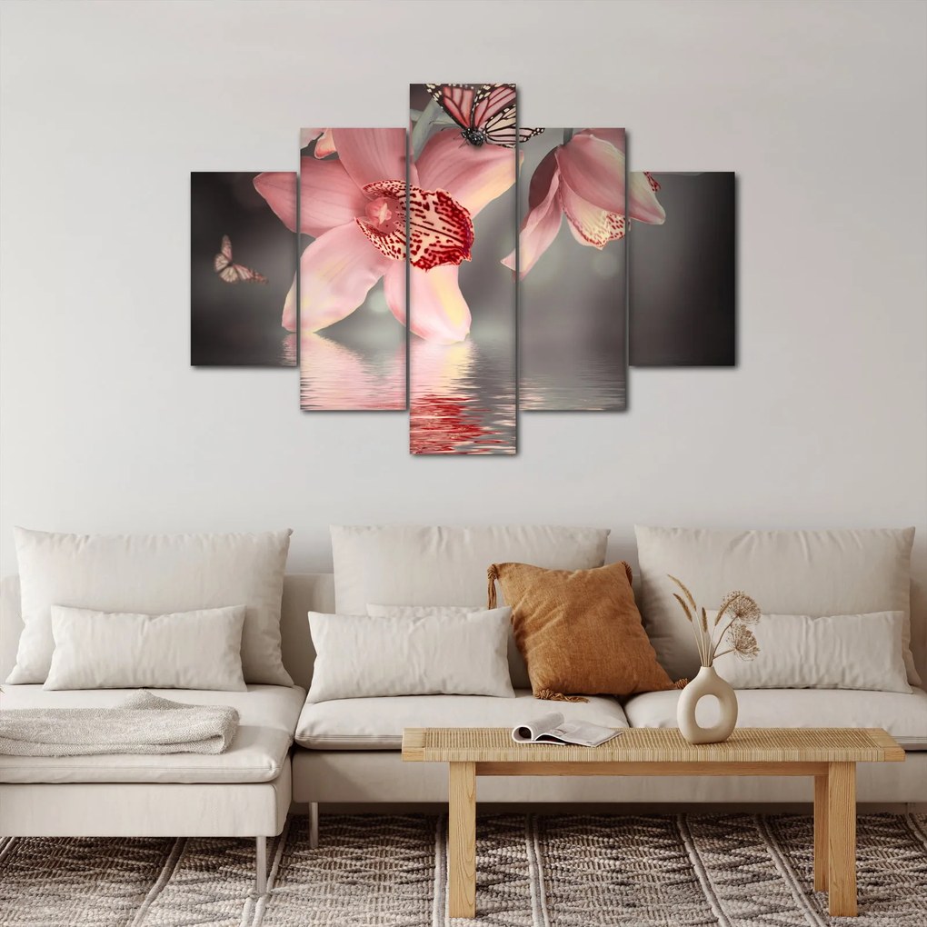 Obraz - Kvety a motýľ (150x105 cm)
