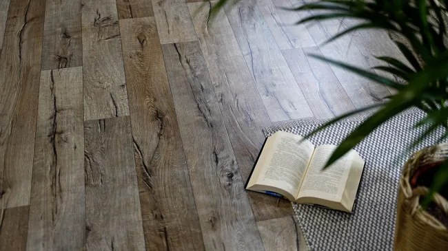 PVC podlaha Maxima Eko Hunter Oak O33 hnedá