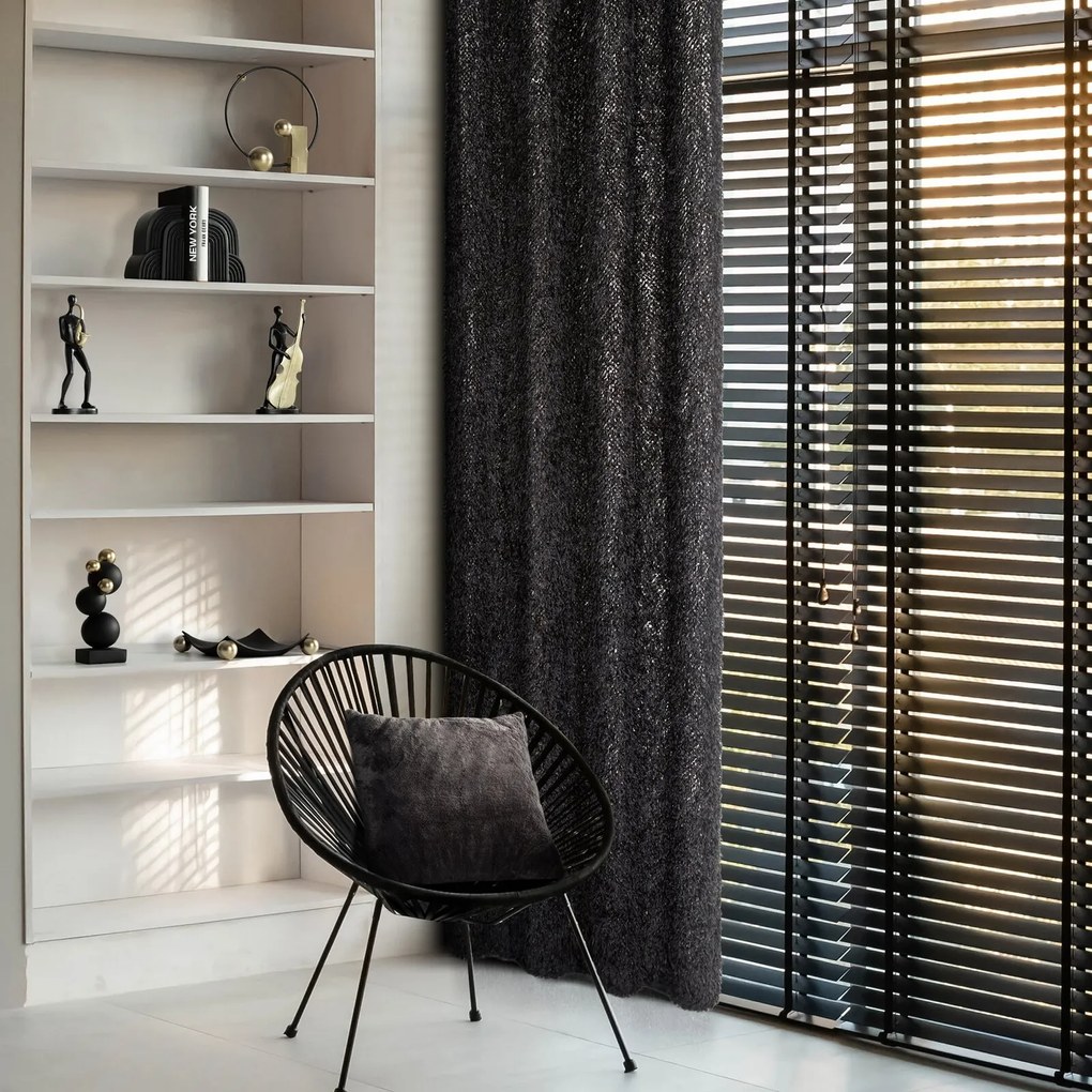 DEKORAČNÁ SOŠKA RICO 12X9X30 CM ČIERNA