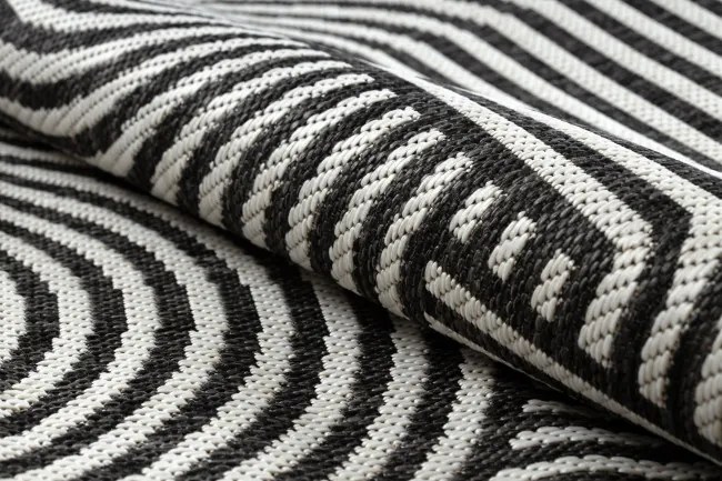 Koberec ORGANIC 1835 geometrický, čierny / sivý