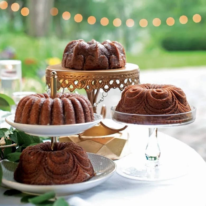 Nordic Ware bundt panvica so 4 formami Quartet, 9 šálok, zlatá, 91377