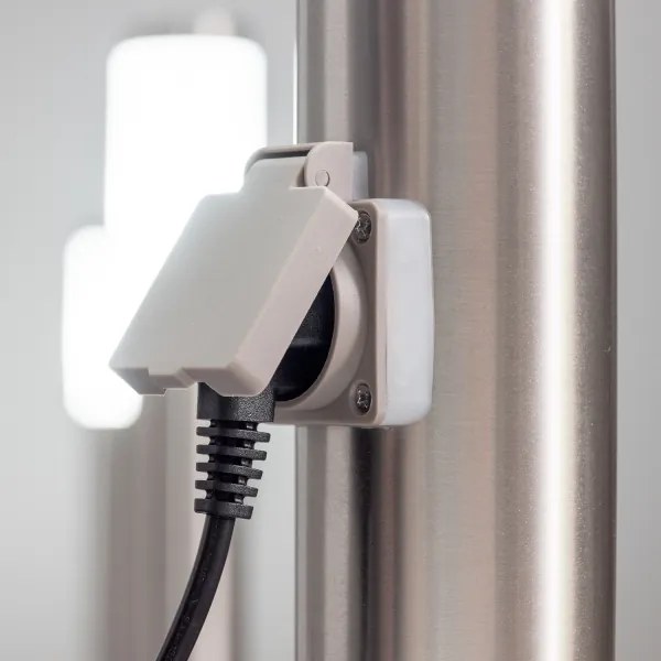 BRILAGI - LED vonkajšie svietidlo so zásuvkou ELIA 1xE27/7W/230V 4000K IP44 50 cm chróm