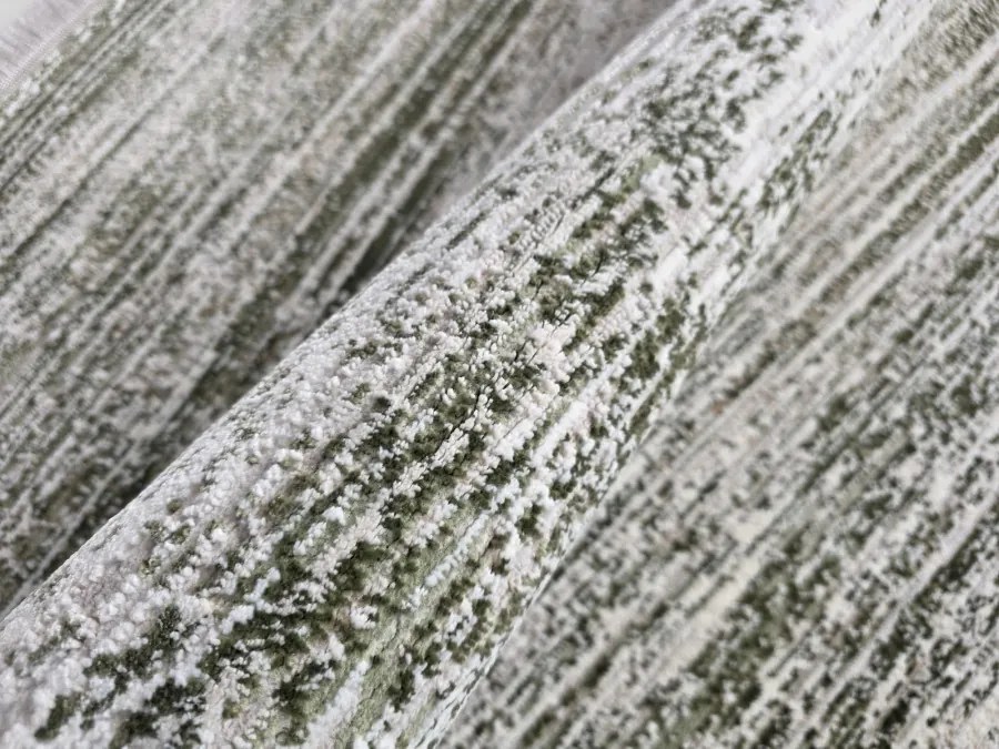 DC Koberec Exclusive 412 krémová zelená Rozmer: 180×260 cm