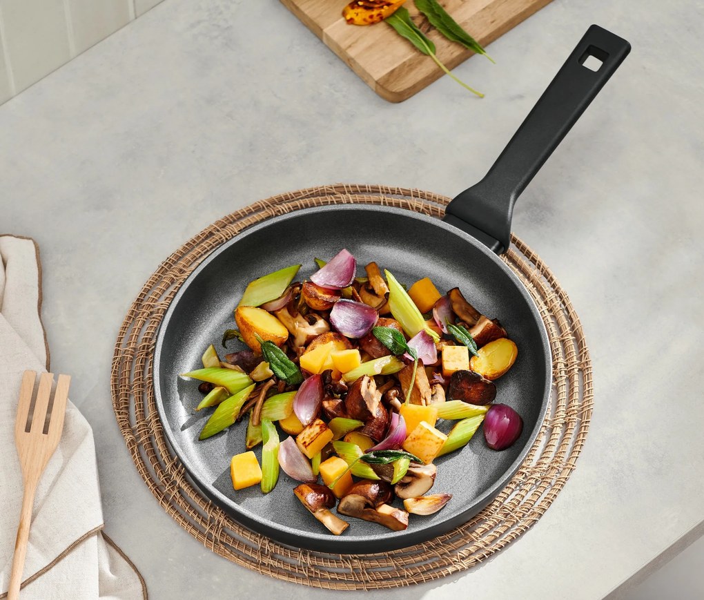 Profesionálna hliníková panvica, cca 28 cm