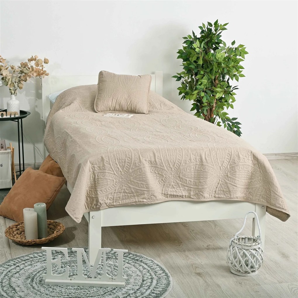 Prehoz na posteľ Lace EMI: 150x210 cm + 1x obliečka 40x40 cm