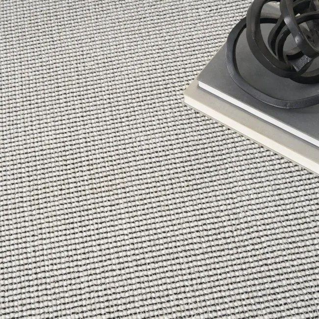 Koberec DKNY ATLANTIC AVENUE AAV01 béžový / čierný