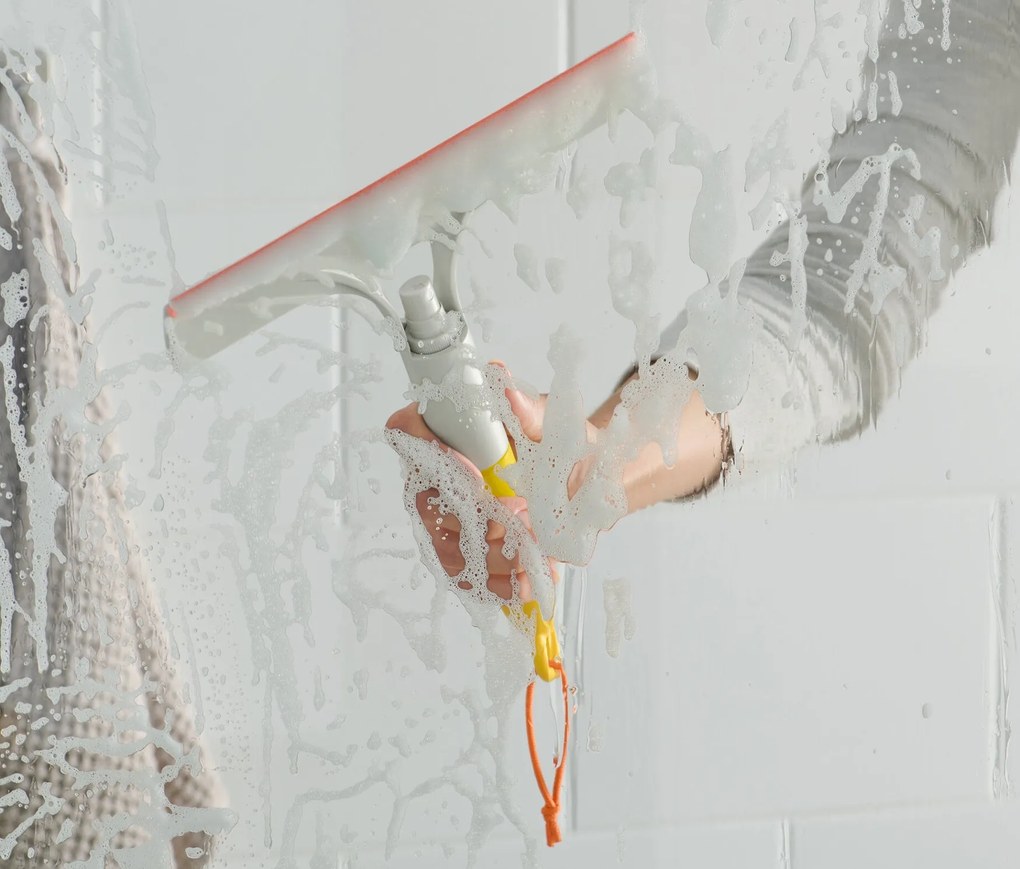 Stierka na okná 3 v 1