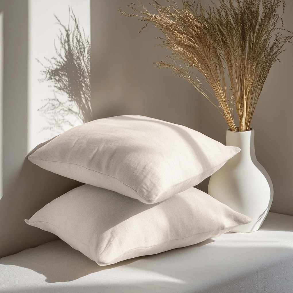 Goldea obliečka na vankúš z ľanovej zmesi - slonová kosť 30 x 50 cm