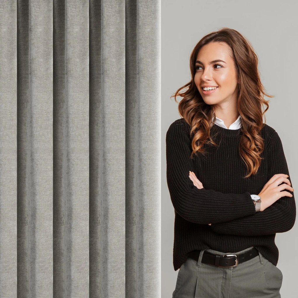 ZATEMŇOVACÍ ZÁVES NA PÁSKE NESKA 140X270 CM BÉŽOVÁ