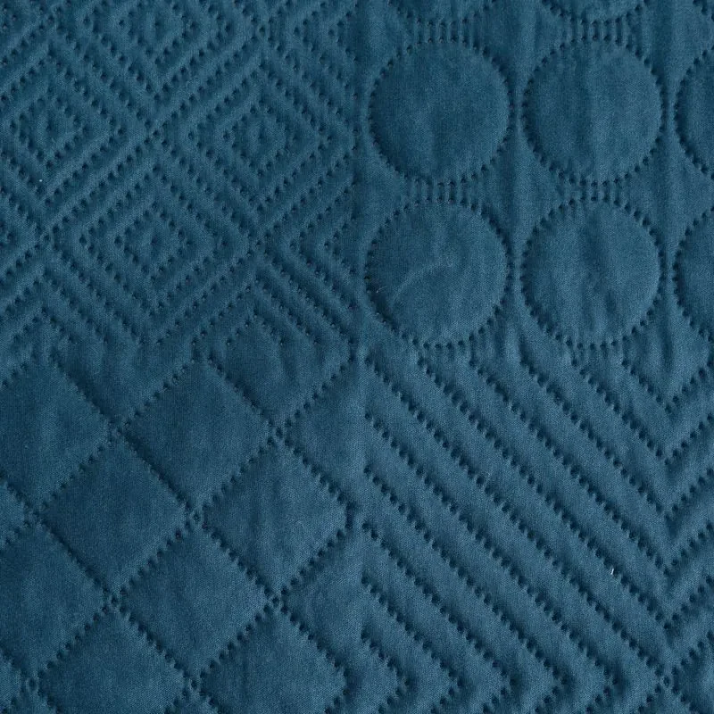 Dekorstudio Moderný prehoz na posteľ BONI5 granátový Rozmer prehozu (šírka x dĺžka): 170x210cm