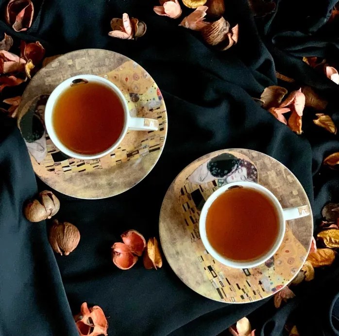 Súprava šálok s podšálkou espresso Klimt THE KISS 2 ks 90 ml hnedá