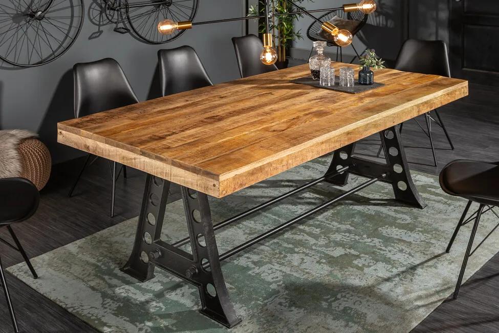 Moderný jedálenský stôl z masívu Industrial Mango 240cm 90mm