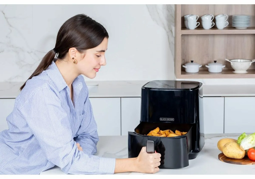 Black+Decker BXAF5000E Teplovzdušná fritéza, čierna