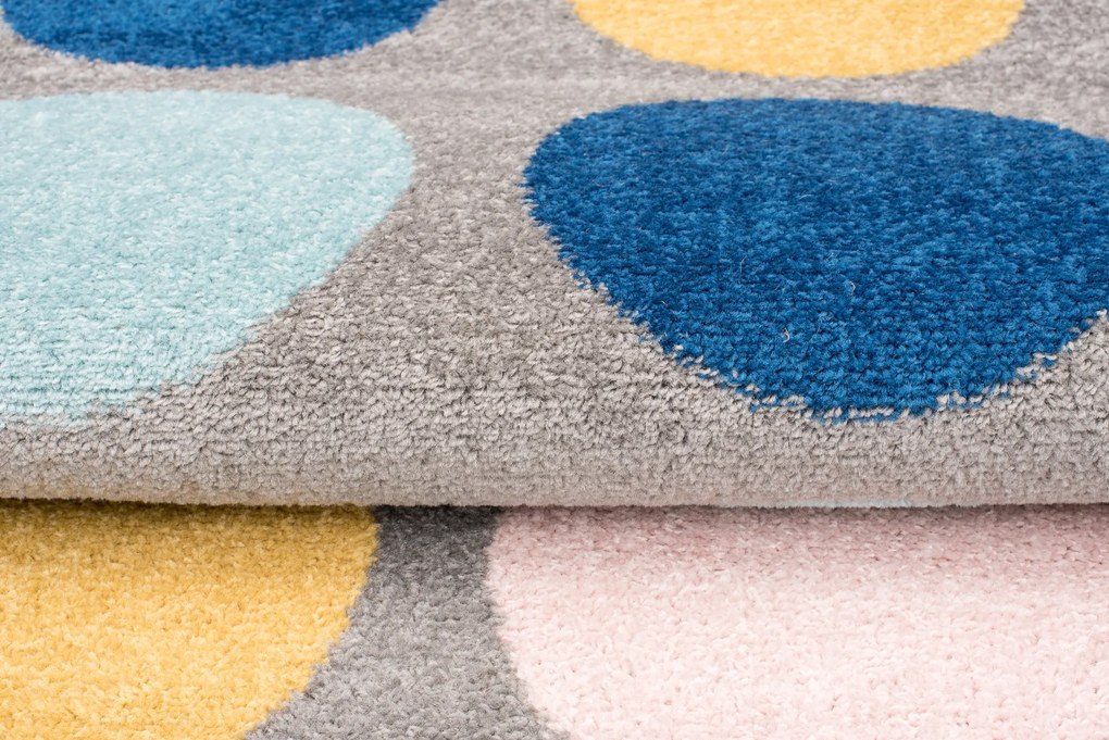 TA Koberec C937C TMAVO_ŠEDÁ/RUŽOVÁ AZÚROVÁ Rozmer: 140x190 cm