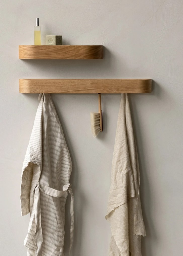 Audo Copenhagen Víceúčelová drevená polica Epoch Shelf Oak 79 cm