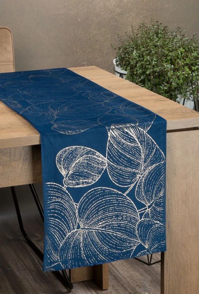 Dekorstudio Elegantný zamatový behúň na stôl BLINK 16 tmavomodrý Rozmer behúňa (šírka x dĺžka): 35x140cm