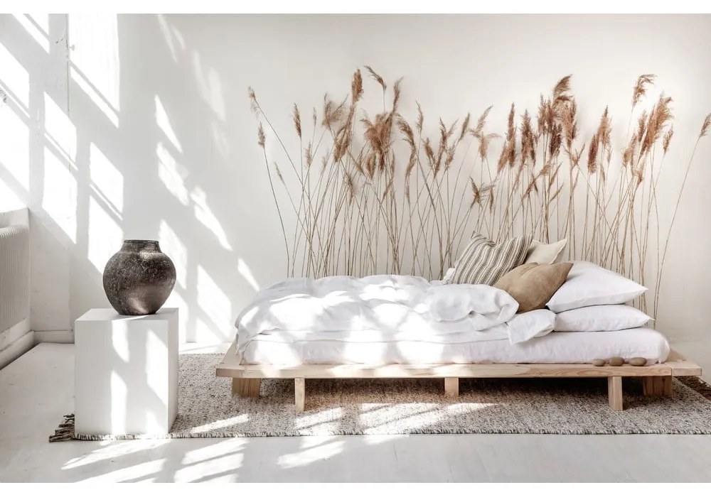 Dvojlôžková posteľ z borovicového dreva s roštom 180x200 cm Japan – Karup Design