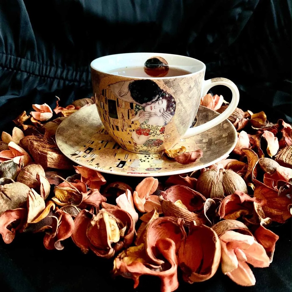 Porcelánová šálka s podšálkou Klimt The Kiss 90 ml sada 2ks