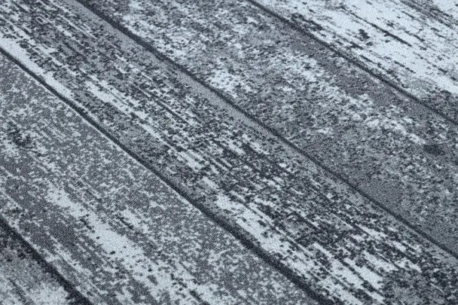 Protišmykový metrážny koberec WOOD drevo, dosky - sivý