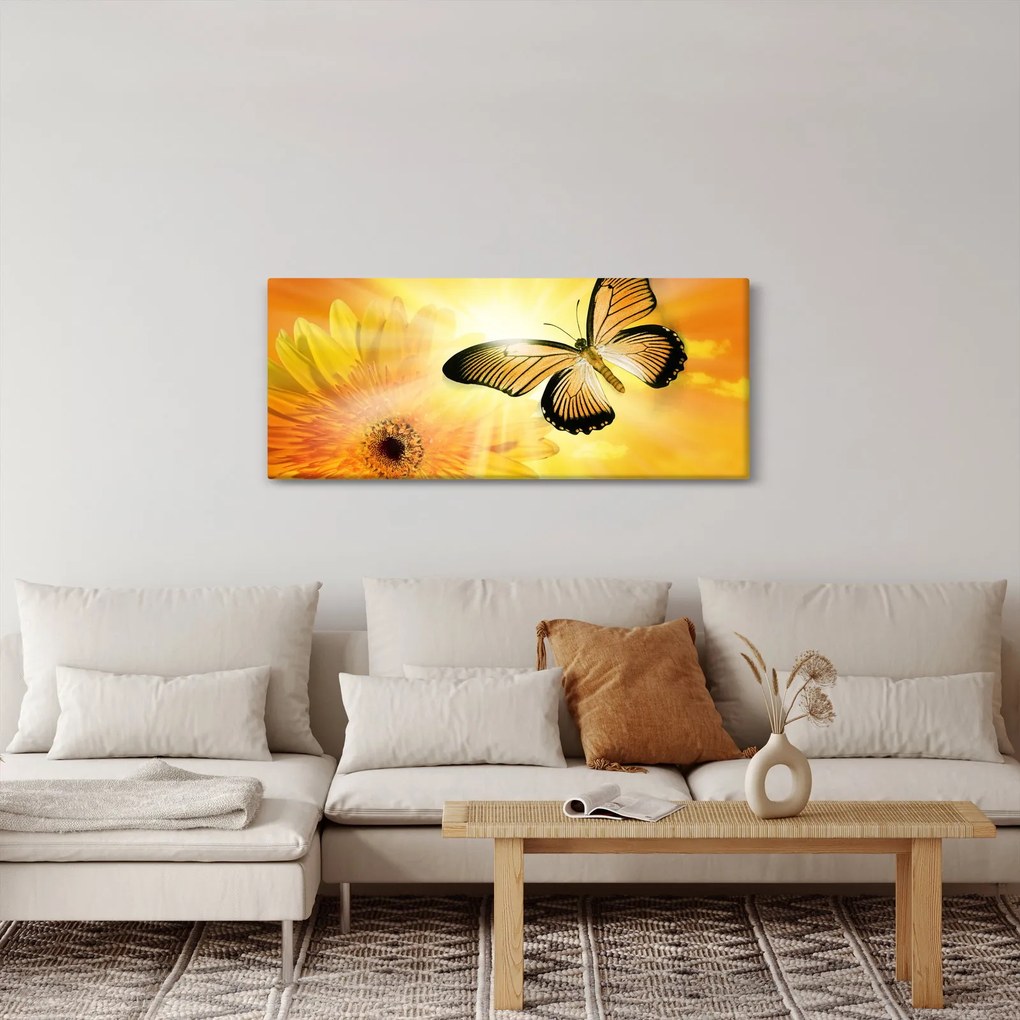 Obraz - Žltý motýľ s kvetom (120x50 cm)