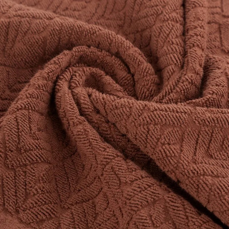 Dekorstudio Bavlnený uterák SCARLET - mäkký a savý uterák v bordovej farbe Rozmer uteráku: 30x50cm