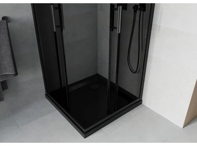 Mexen Rio, štvorcový sprchovací kút s posuvnými dverami 80(dvere) x 80(dvere) x 190 cm, 6mm šedé sklo, čierny profil + čierna sprchová vanička SLIM, 860-080-080-70-40-4070B