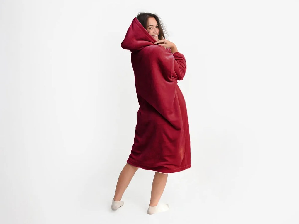 XPOSE® Mikroplyšová mikinová deka s barančekom - vínová